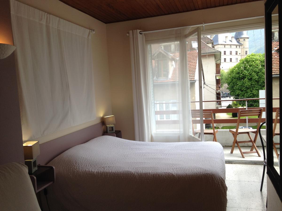 Hotel Sandra Vizille Buitenkant foto